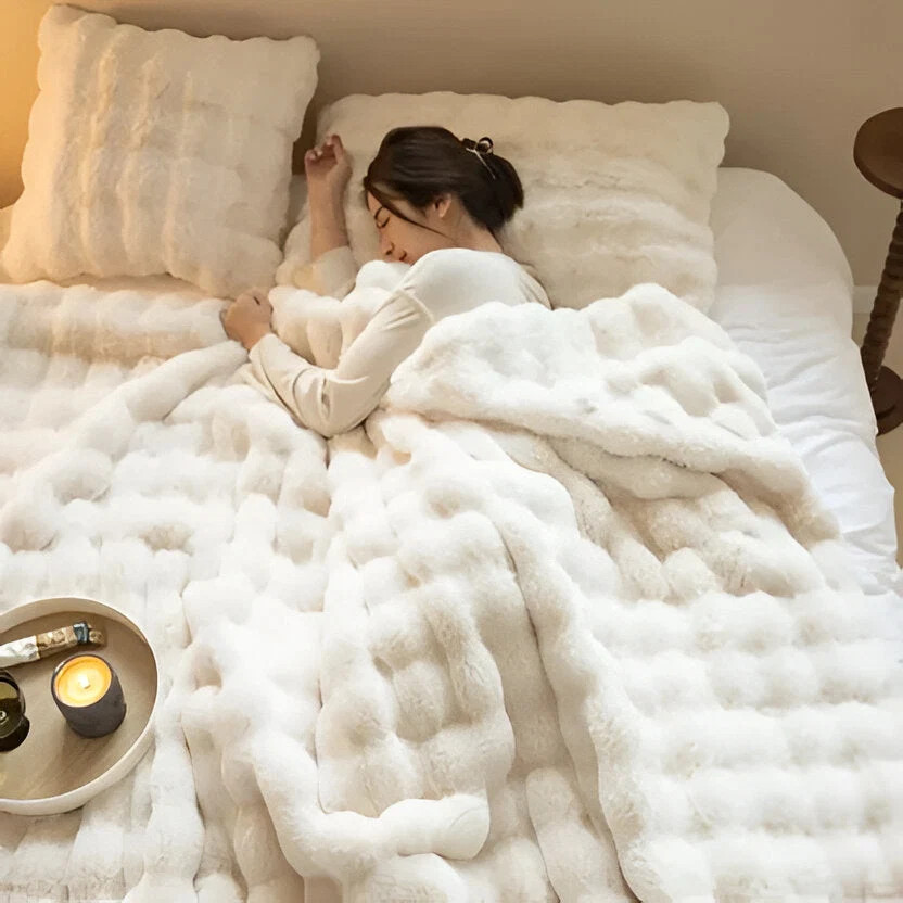 all-season-blanket-with-elegant-design-41191179_8.jpg